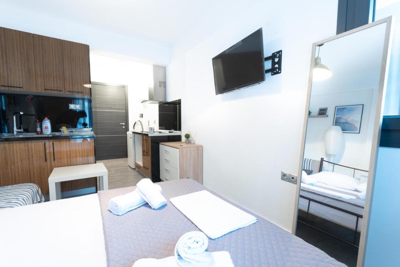 Dns Apartments Kavala Esterno foto